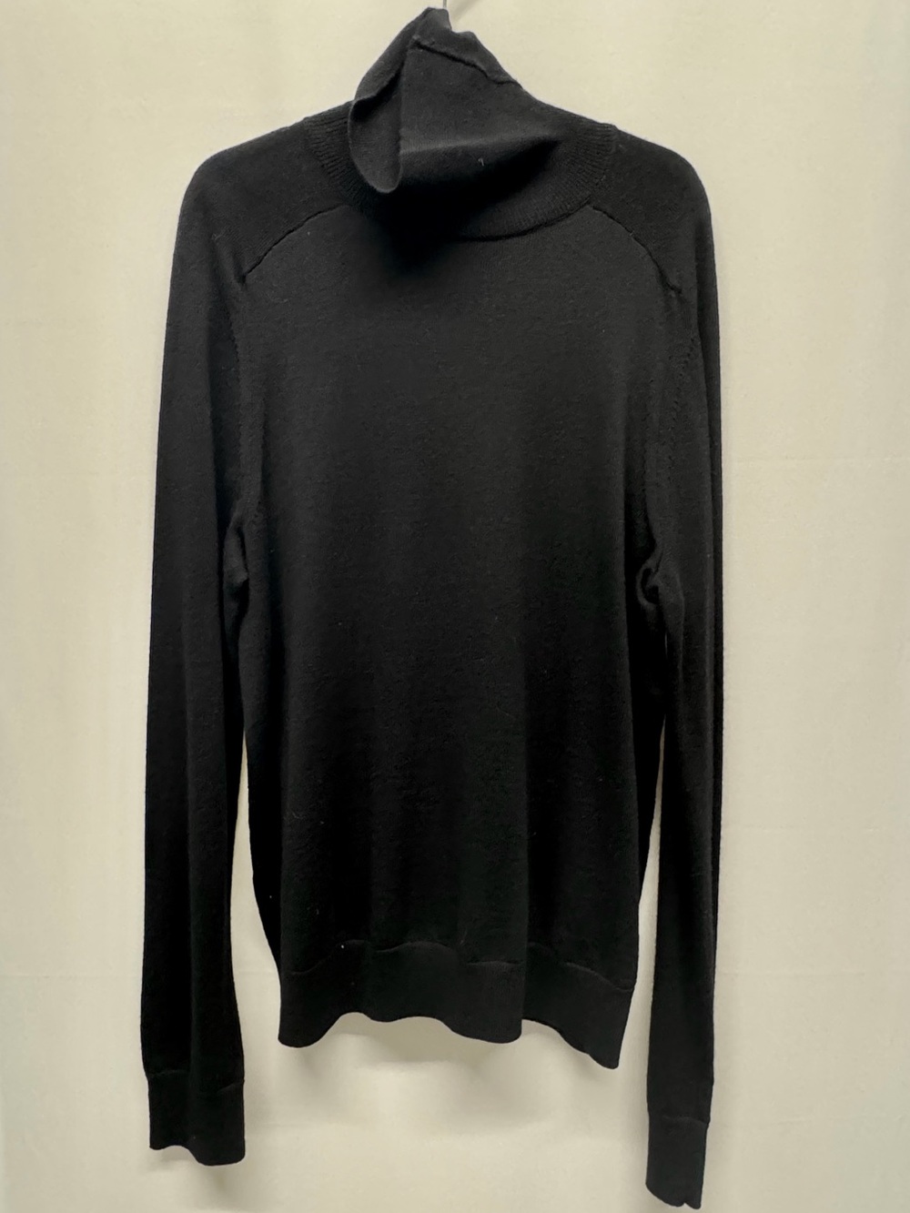 BANANA REPUBLIC Black Merino Wool Turtleneck Sweater